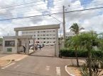 Apartamento térreo próximo à UFMS