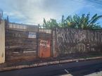 Amplo lote ao lado do Colégio Militar - 10x54,9