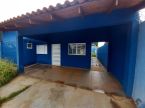 Casa com 3 quartos sendo 1 suíte - 3 vagas
