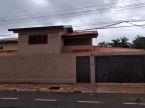 Sobrado próximo ao Parque dos Poderes
