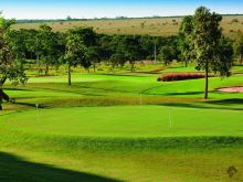 Magnífico terreno - fundo para o golfe e IPTU reduzido 1%