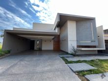 Casa com armários planejados