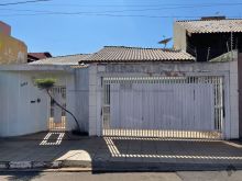 Casa térrea na Chácara Cachoeira