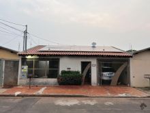Casa com fotovoltaica no Rita Vieira