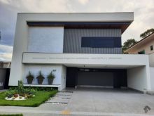 Imóvel com 5 dormitórios no Residencial Damha II