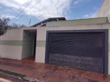 Casa usada em ótima localização