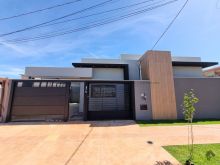 Casa nova com área gourmet e excelente acabamento