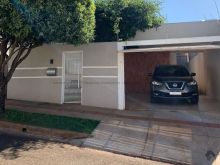 Sobrado com 1 suíte e 2 quartos - oportunidade