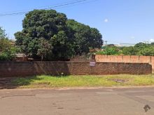 Dois terrenos lado a lado com 720m²