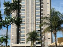 Apartamento com fino acabamento