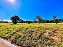 Amplo terreno de fundo para o campo de Golf