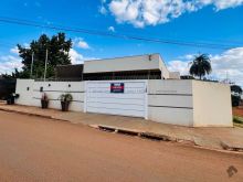 Linda casa com terreno 15x35m