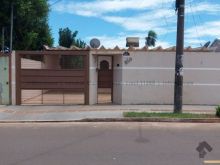 Casa próxima ao Colégio Militar