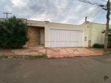 Casa com amplo espaço de lazer no Giocondo Orsi