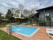 Chácara com piscina e ótima área de lazer
