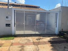 Casa com piscina e gourmet