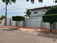 Amplo sobrado com piscina - gourmet em região nobre