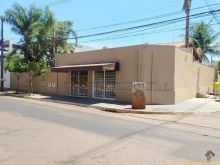 Imóvel residencial e comercial na Av. Três Barras