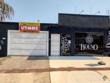 Piscina - ofurô - spa - armários - salão comercial