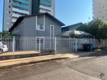Apartamento com 03 quartos