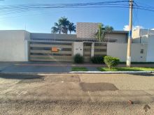 Linda casa térrea