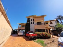 Triplex com área gourmet e piscina
