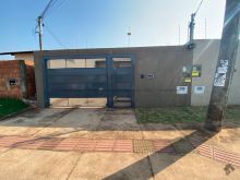 Casa com gourmet e amplo terreno - energia fotovoltaica