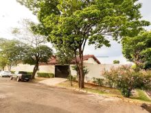 Ótima casa de esquina no Jardim Bela Vista