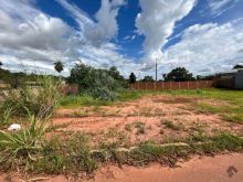 Terreno na rua do Brisa da Mata