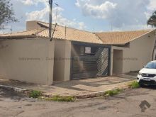 Casa Térrea com 02 quartos com Planejados