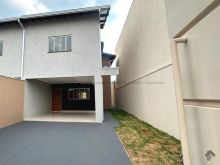 Sobrado com 3 quartos sendo 1 suíte no Jardim Panamá