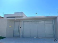 Casa nova no Carandá com 3 suítes e piscina