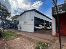 Galpão na avenida Ana Luísa de Souza