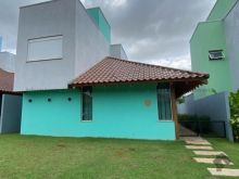 Sobrado mobiliado no condomínio Brisa de Bonito/MS