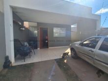 3 quartos sendo 1 suíte - quintal e garagem coberta