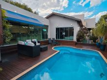 Casa com piscina - aceita lote em condomínio