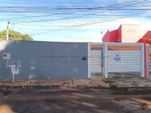 Casa ampliada no Otávio Pécora - à 7 minutos do centro