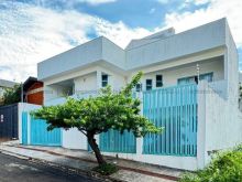 Comercial e residencial com 06 quartos