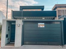 Casa com 3 dormitórios próximo da av. Tamandaré