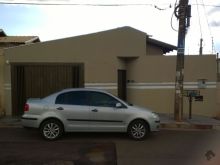 Ótima casa com 1 apartamento e 2 quartos com armários