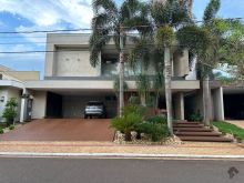 Sobrado de altíssimo padrão com 4 suítes