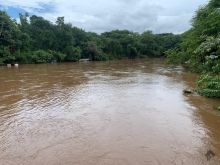 Chácara com 10 ha na beira do rio Aquidauana