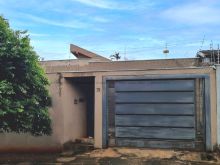 Maravilhosa casa com closet e armários lindos