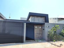 Linda casa na Vila Carlota com 3 suítes