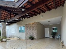 Linda casa térrea - próximo a Vitório Zeolla