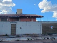 Triplex - a 1 quadra da av. Fábio Zahram