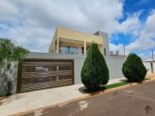 Sobrado com elevador