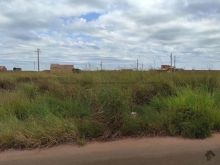 Terreno plano e bem localizado
