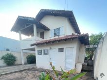 À poucos metros da Bom Pastor