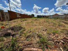 Terreno amplo - podendo ser comercial ou residencial